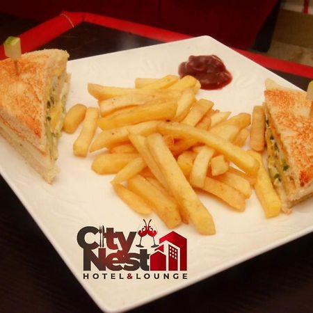 City Nest Hotel Ogombo Dış mekan fotoğraf